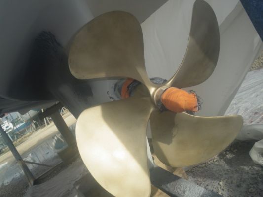 Hydrogommage hélice bronze